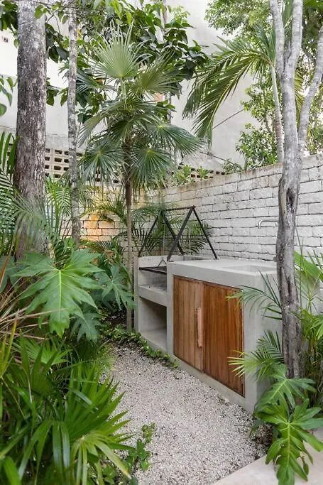 Tranquil Villa With Private Pool And Garden 图卢姆