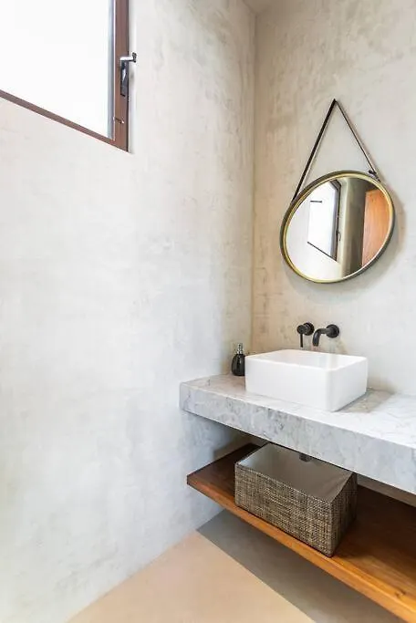 Tranquil Villa With Private Pool And Garden 图卢姆